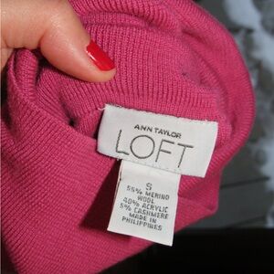 LOFT Ann Taylor Merino Wool/Cashmere Blend Turtleneck Sweater